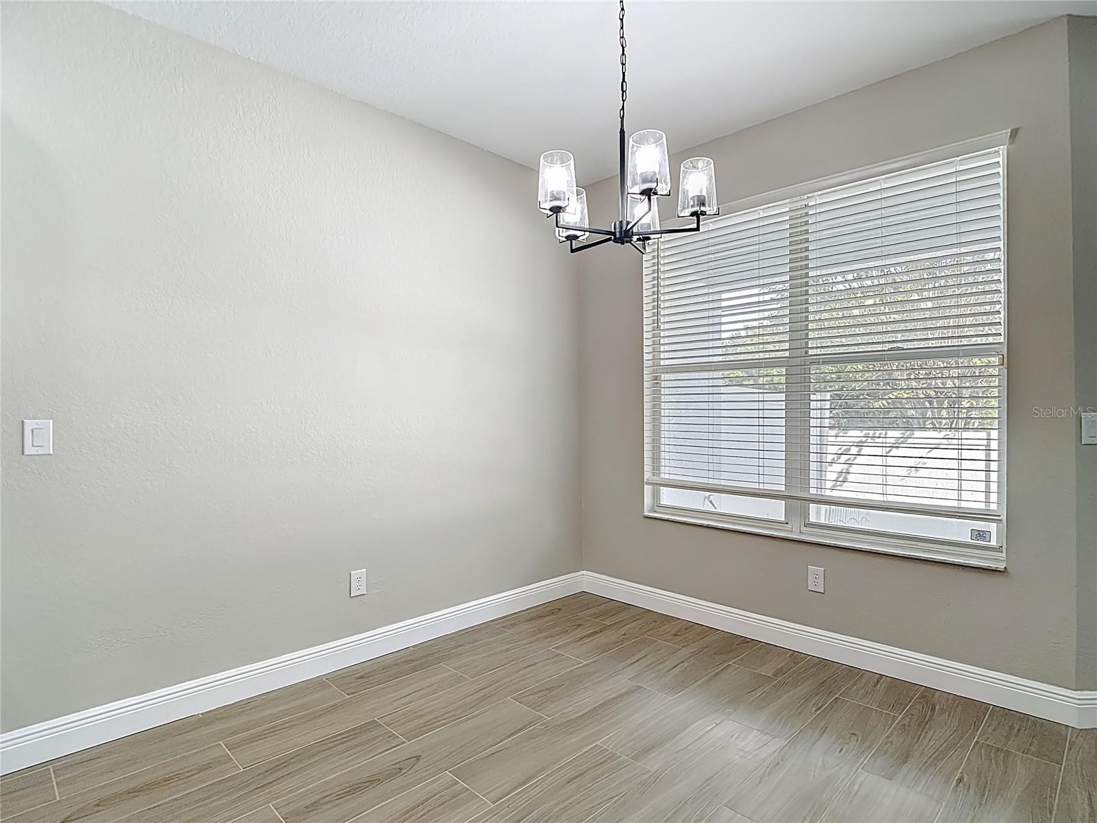 1206 SUMMERGATE DR