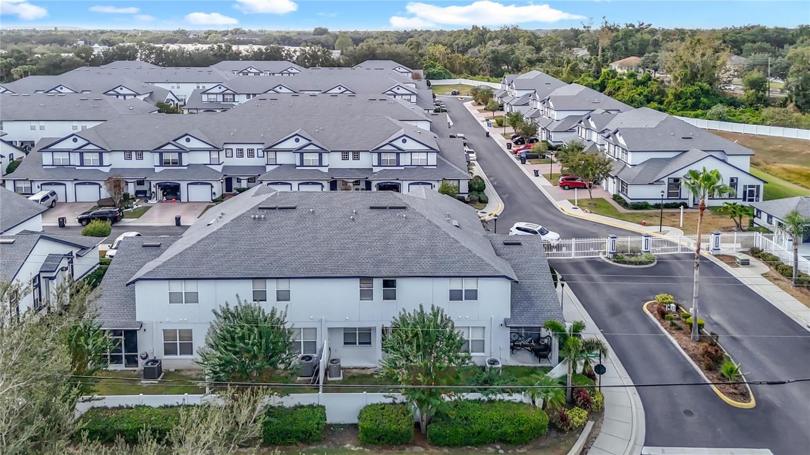 1206 SUMMERGATE DR