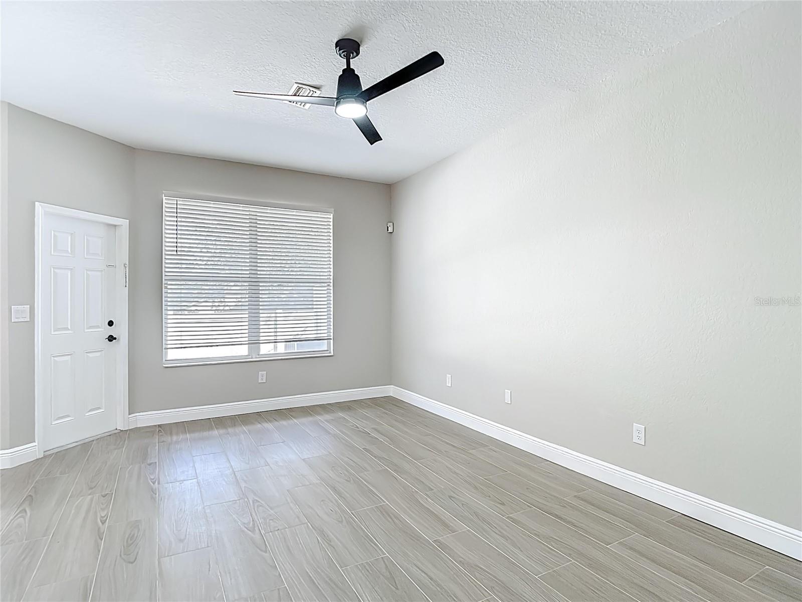 1206 SUMMERGATE DR
