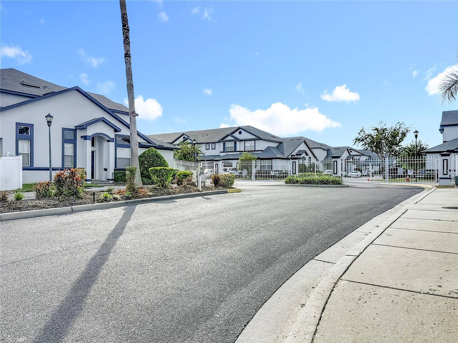 1206 SUMMERGATE DR