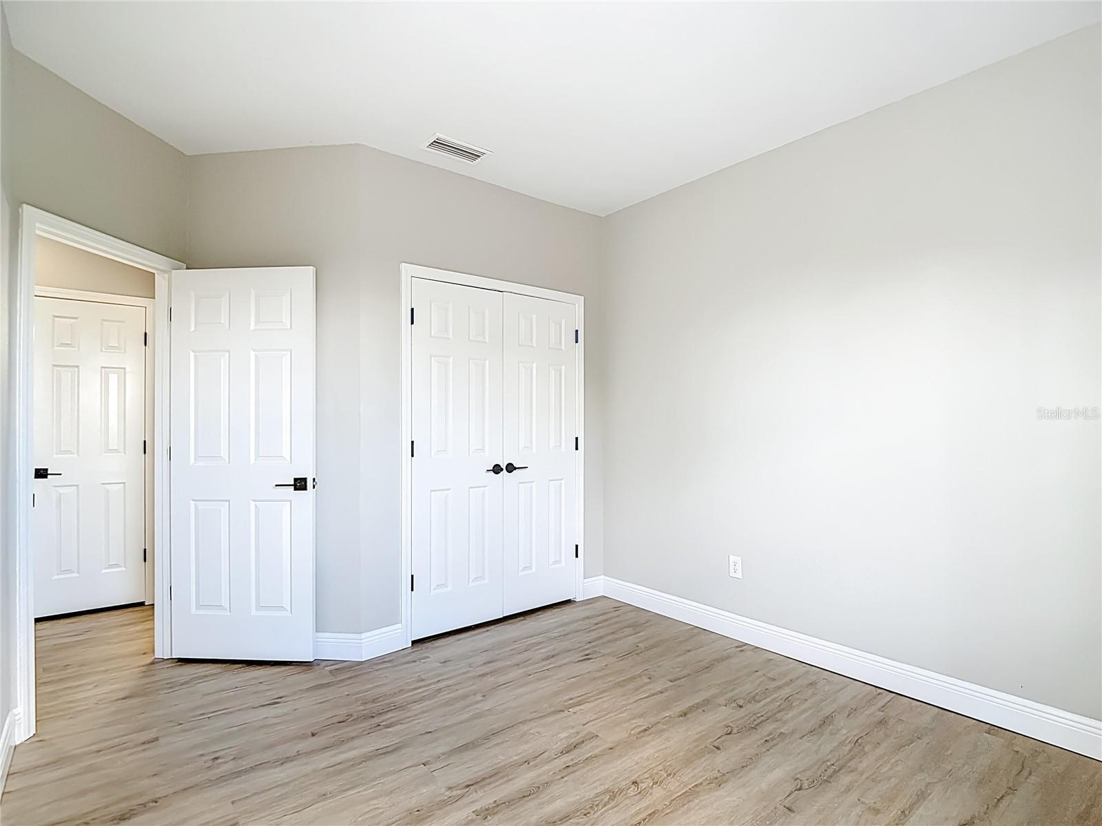 1206 SUMMERGATE DR