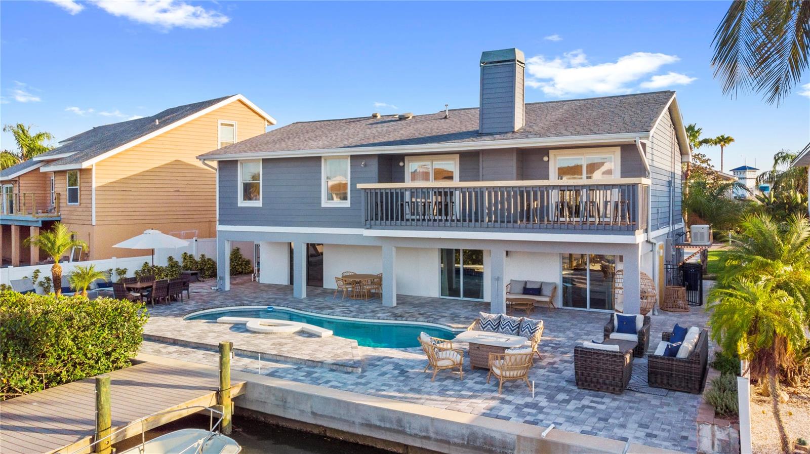 328 6TH AVE