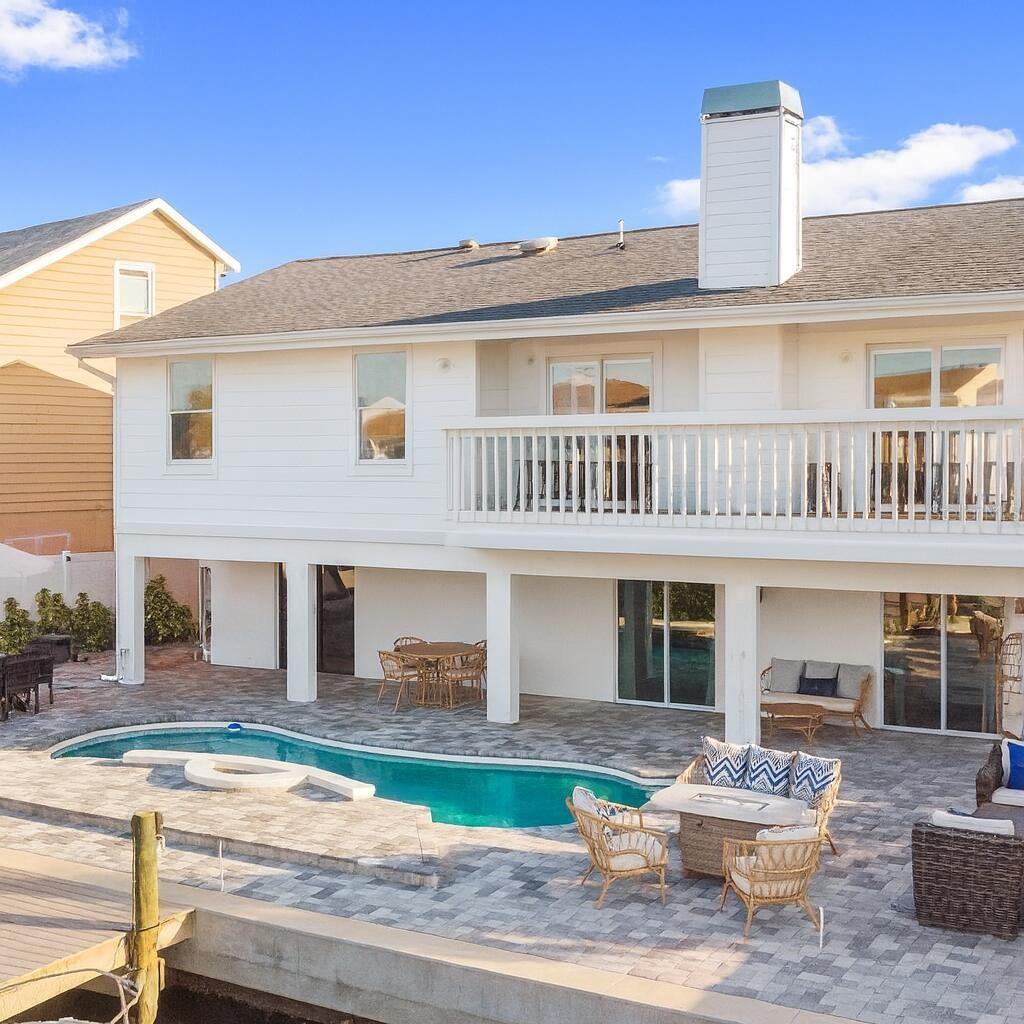 328 6TH AVE