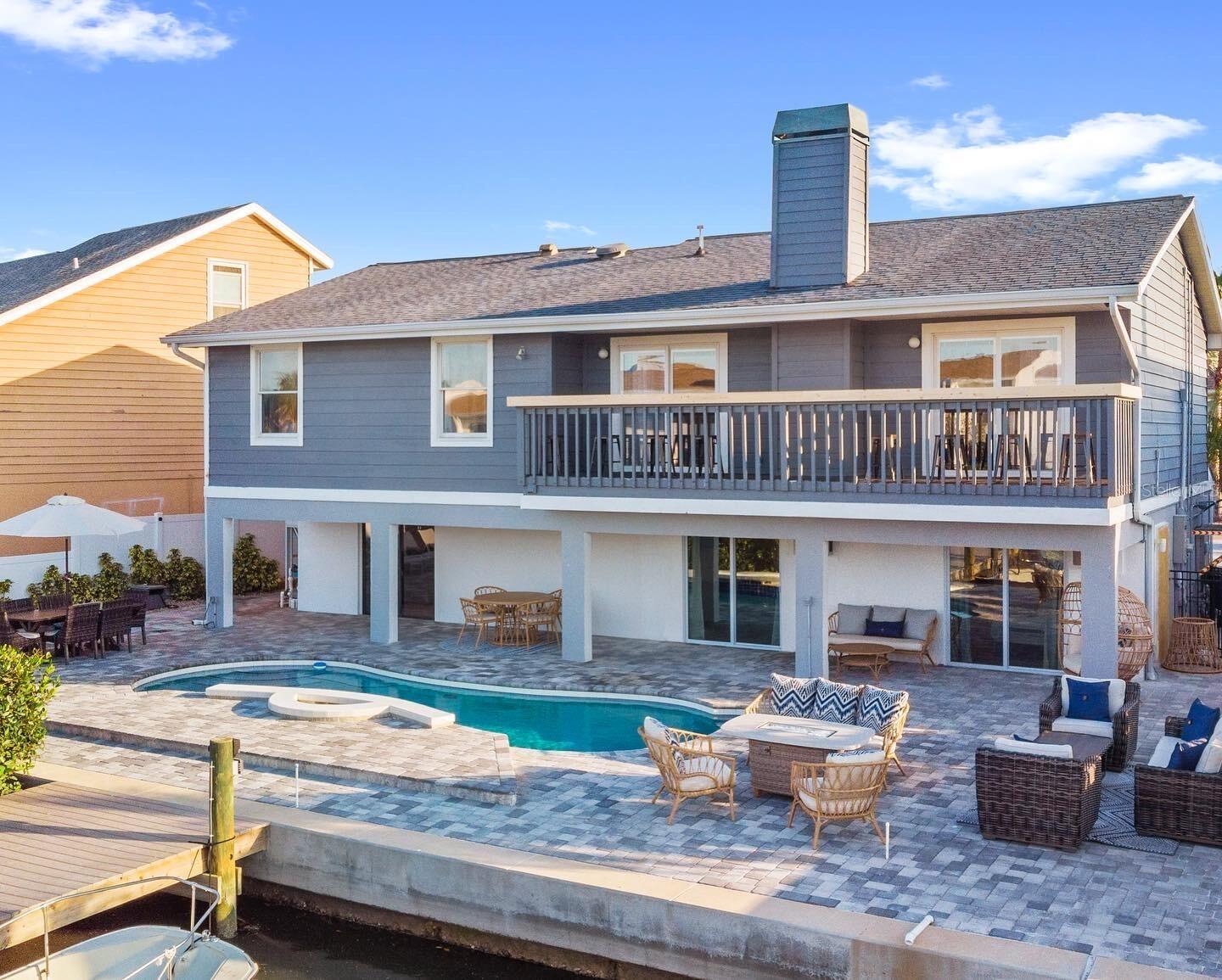 328 6TH AVE