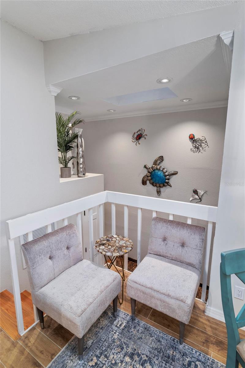 328 6TH AVE