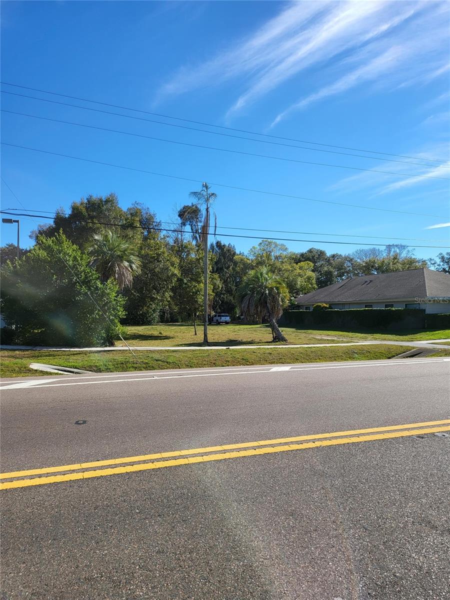 2131 COACHMAN RD NE