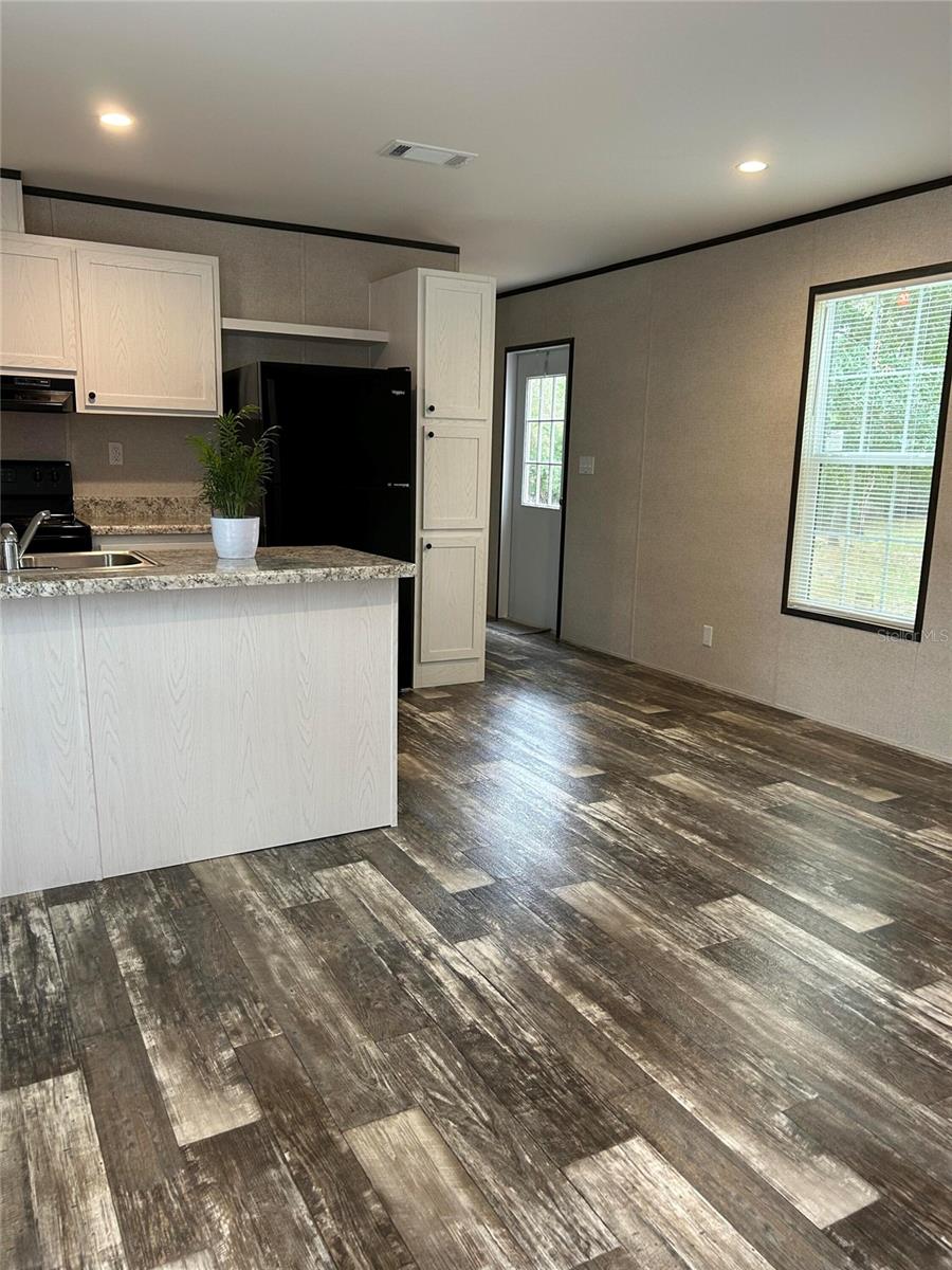 16464 AUBURNDALE
