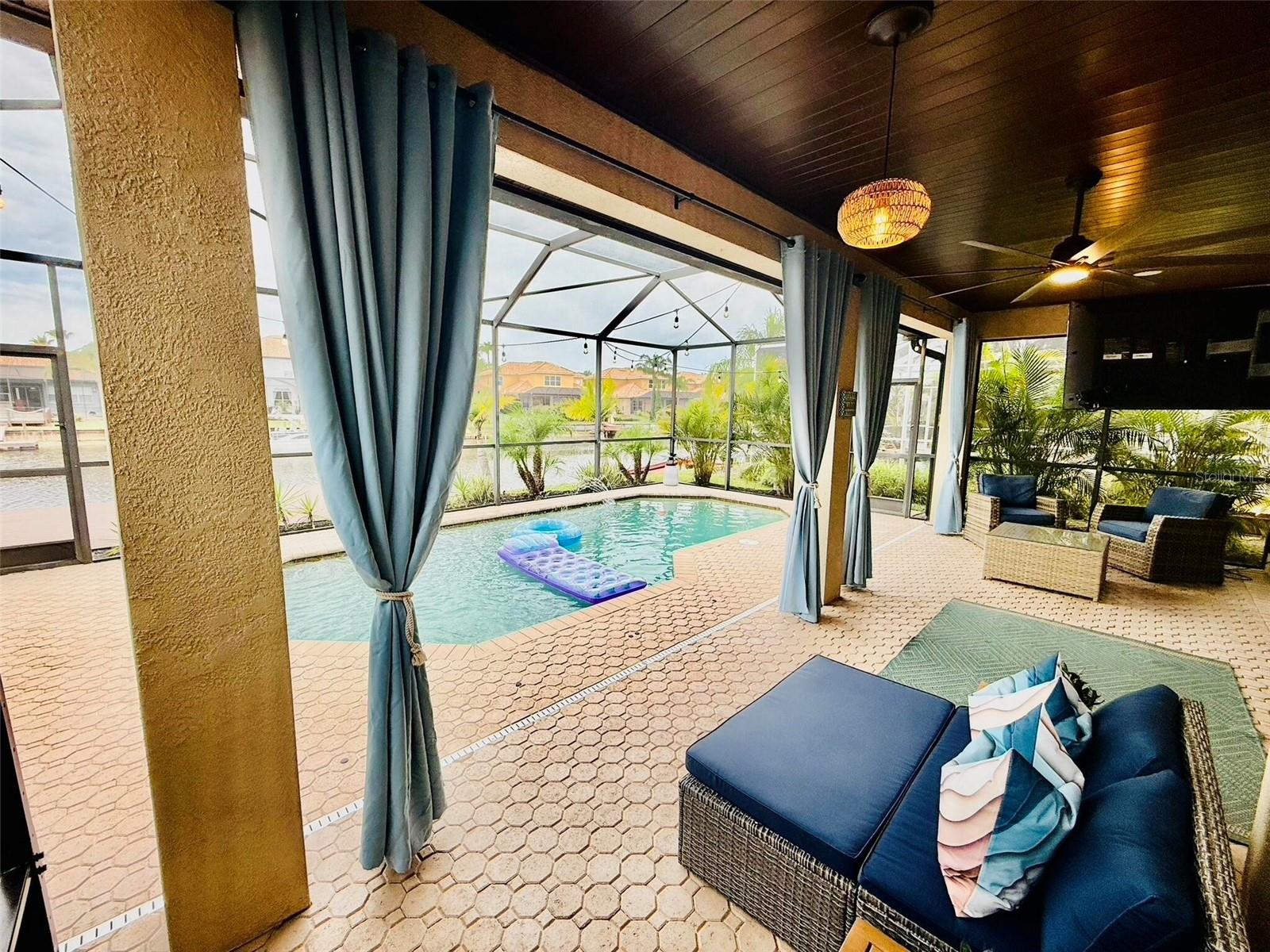 18018 MALAKAI ISLE DR