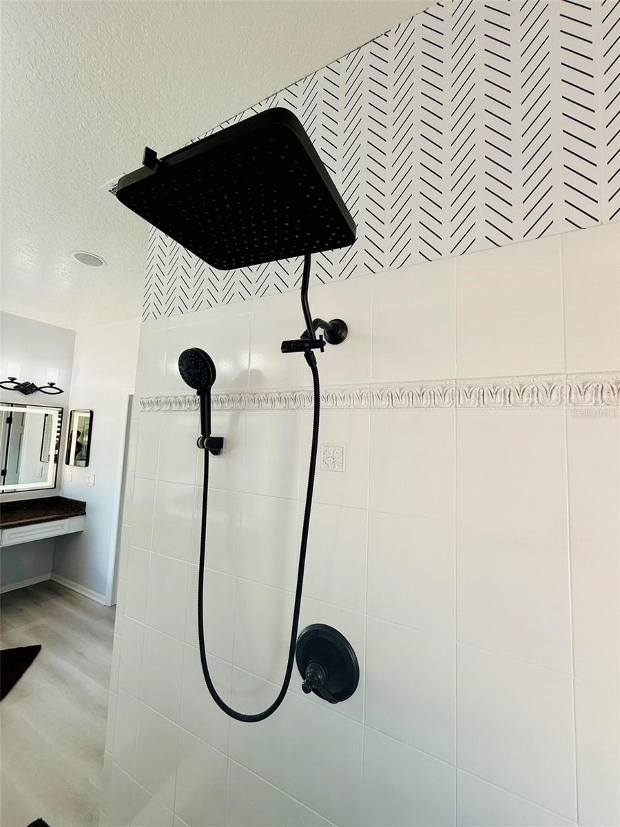 18018 MALAKAI ISLE DR