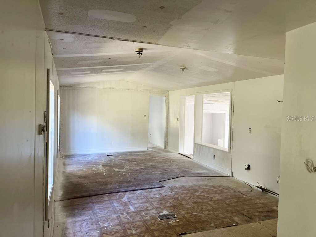 315 CREEKWOOD RUN
