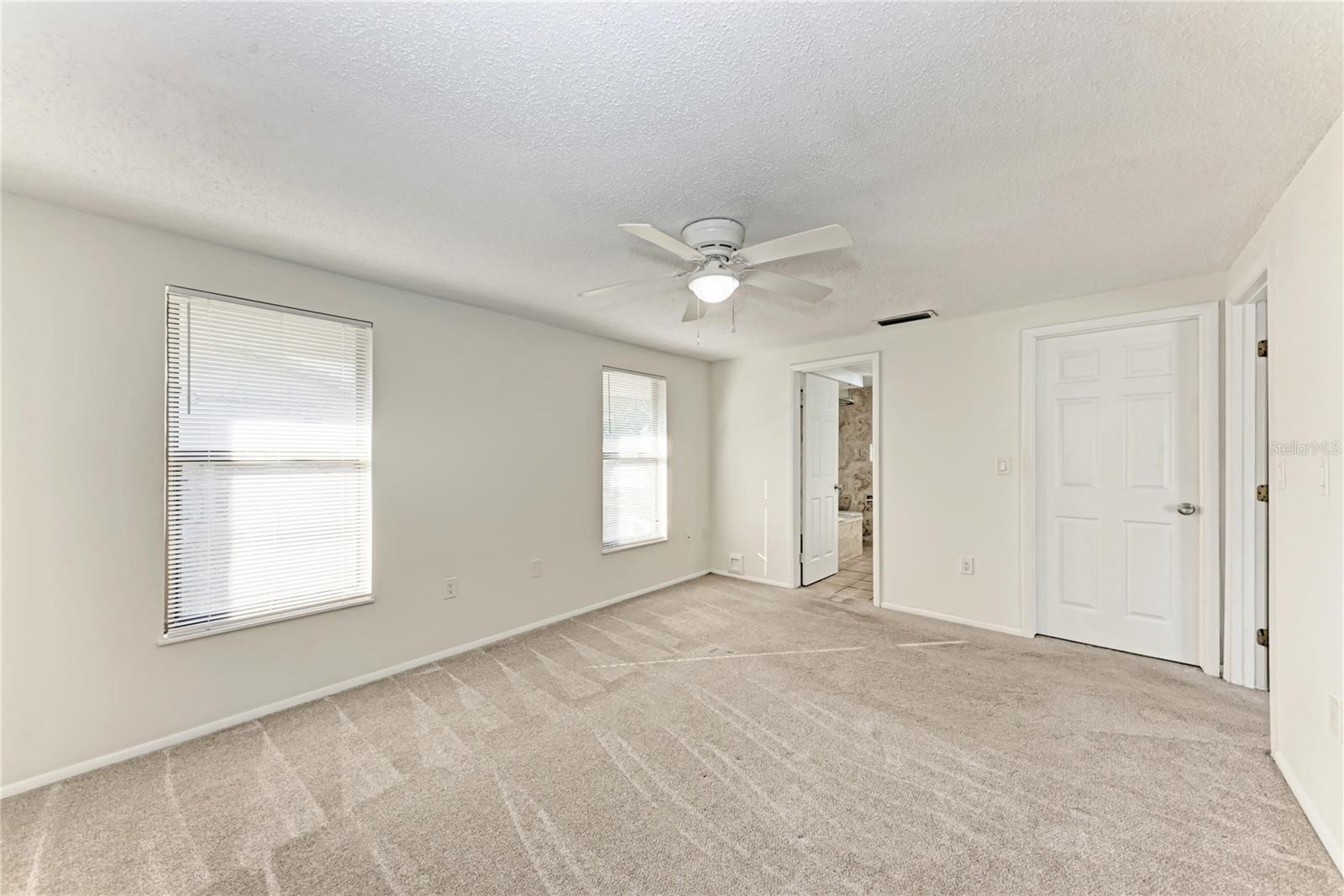 3114 LOCKWOOD LAKE CIR