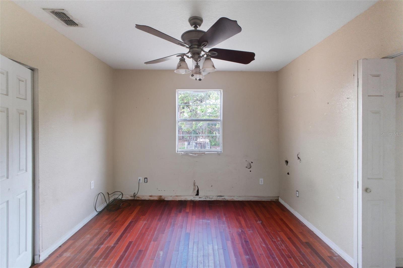 531 VIHLEN RD
