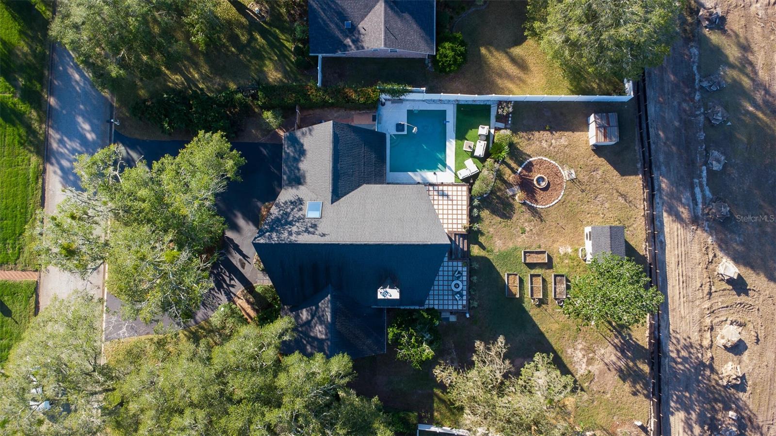 9807 WEDGEWOOD LN
