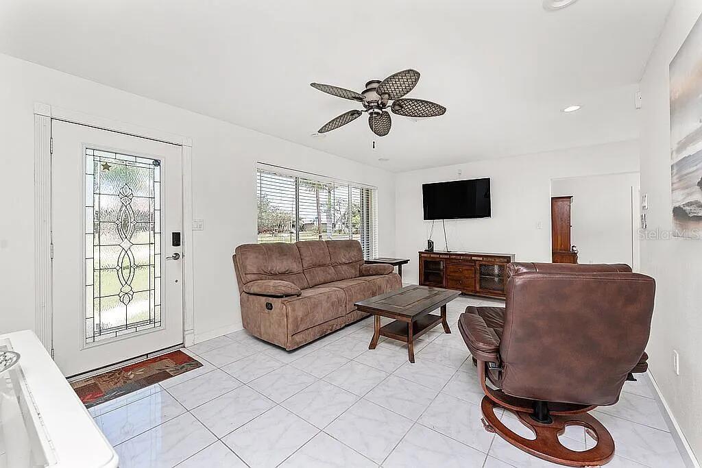 3420 SANTA CLARA DR
