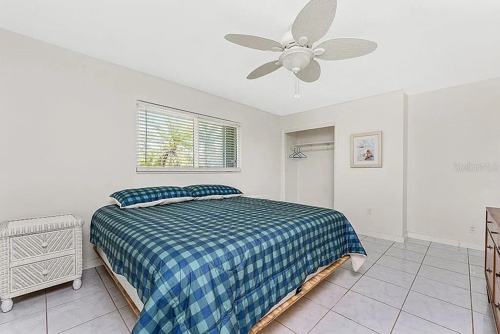 3420 SANTA CLARA DR
