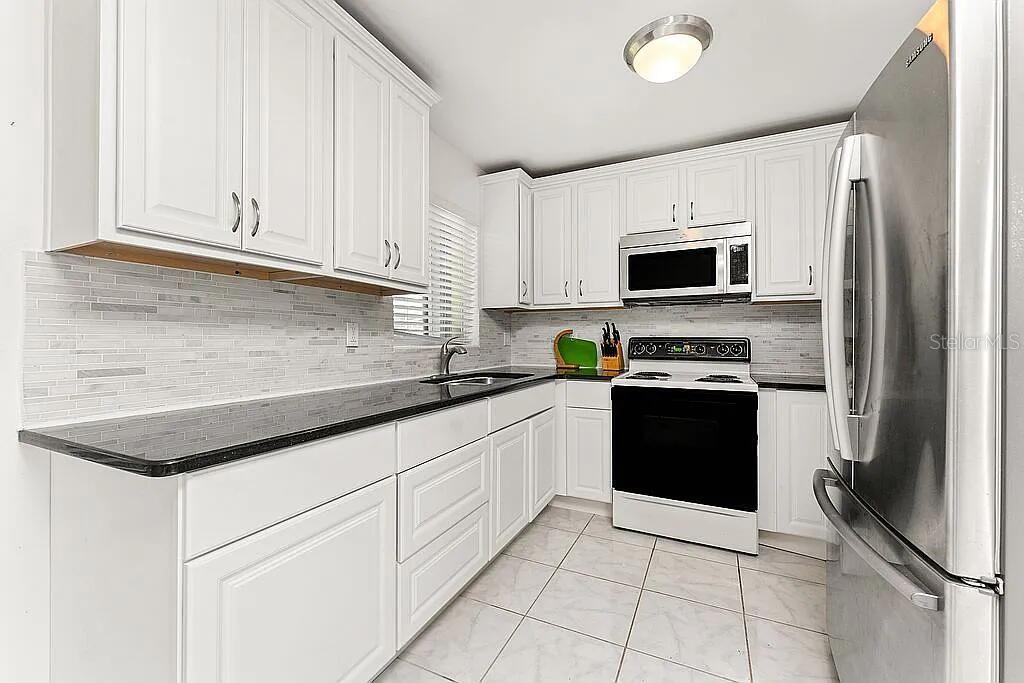 3420 SANTA CLARA DR