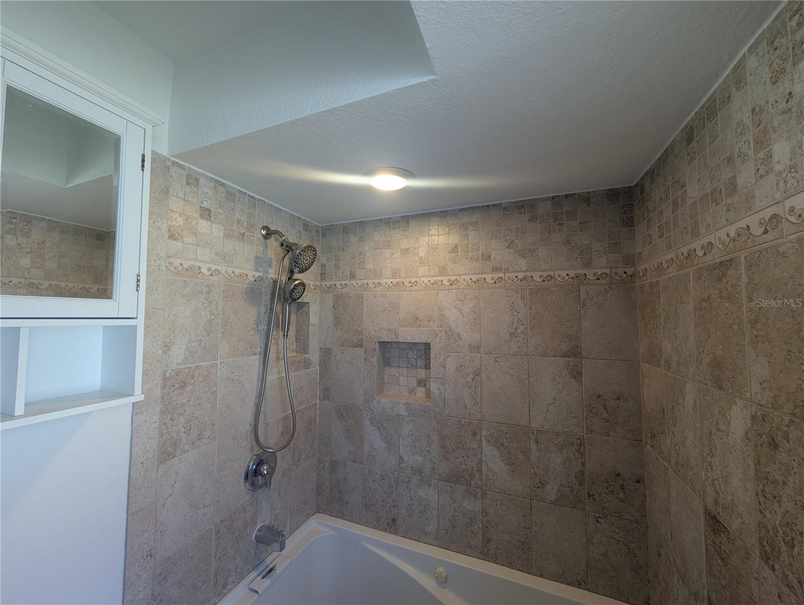 4395 HANSARD AVE