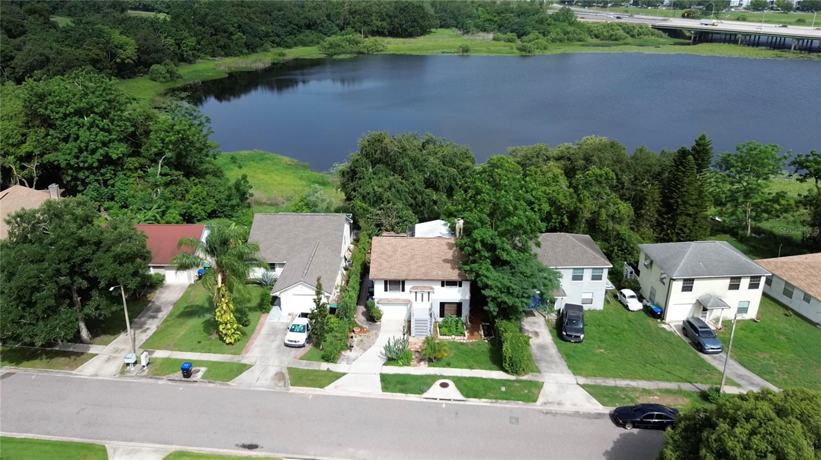 238 LAKE DR
