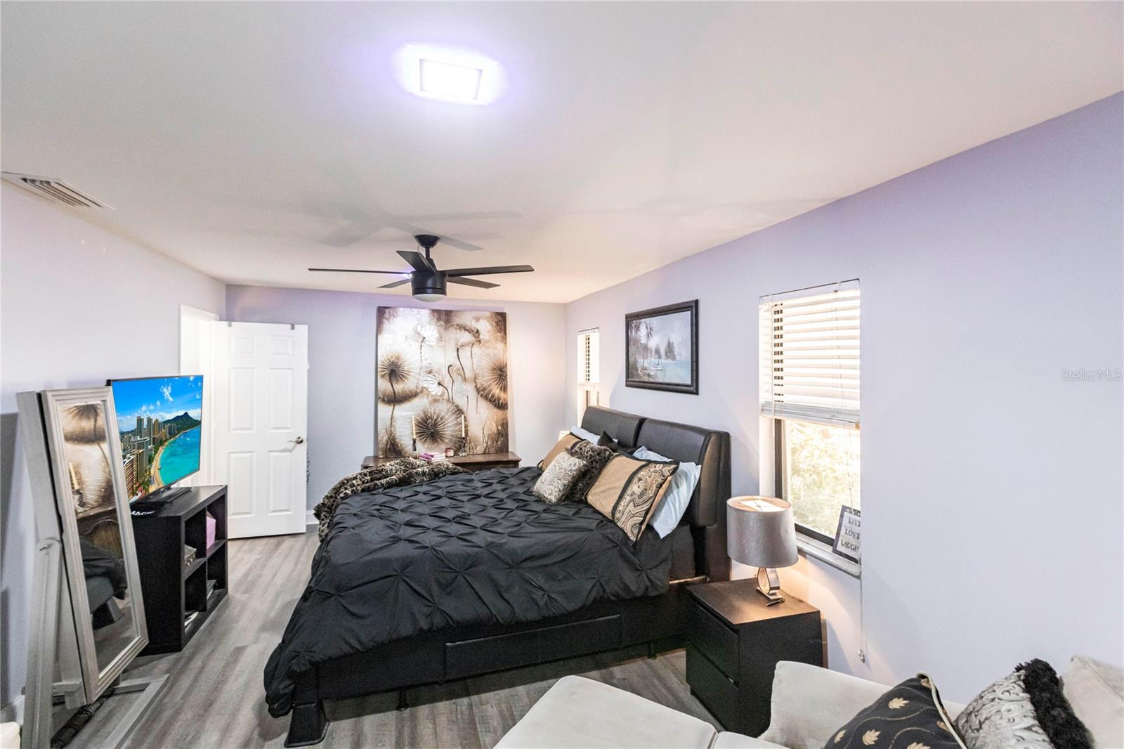 901 DON JUAN CT