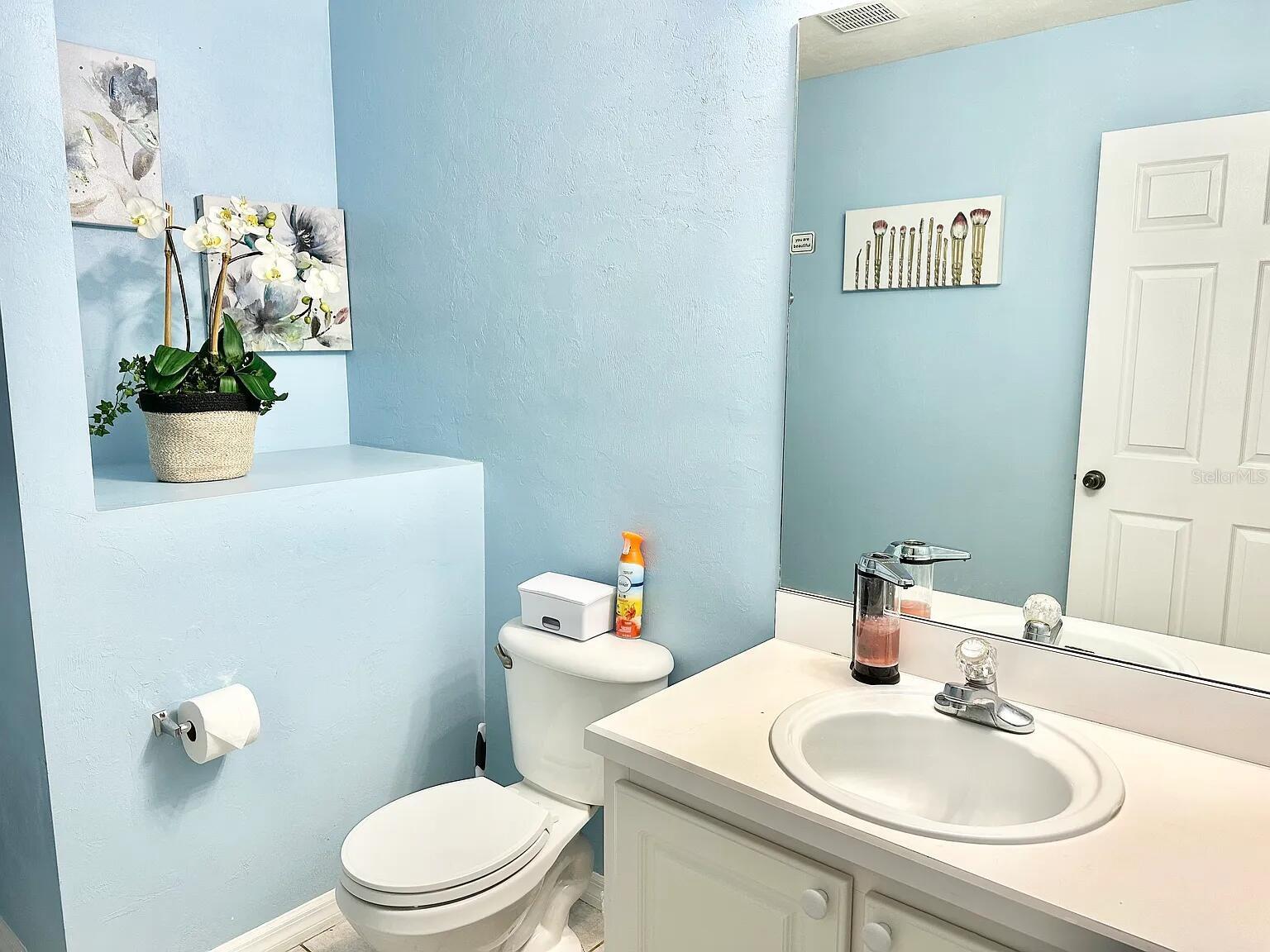 5164 SW 82ND TER