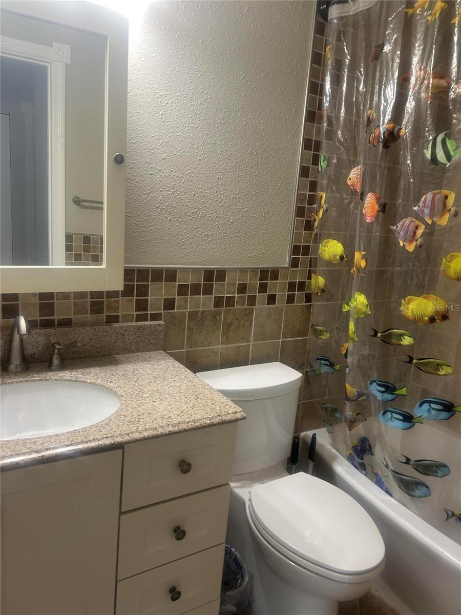 18566 VAN NUYS CIR
