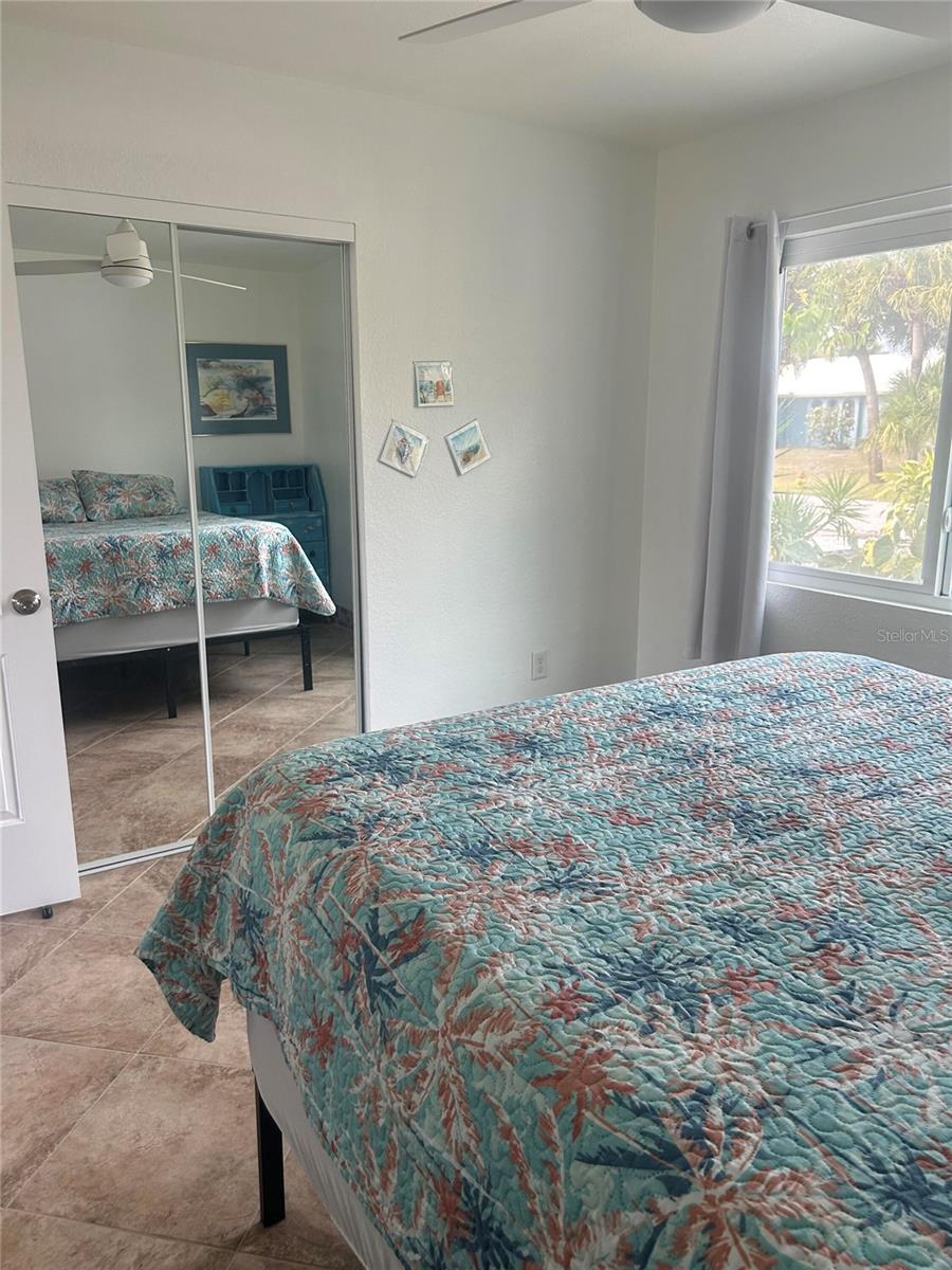 18566 VAN NUYS CIR