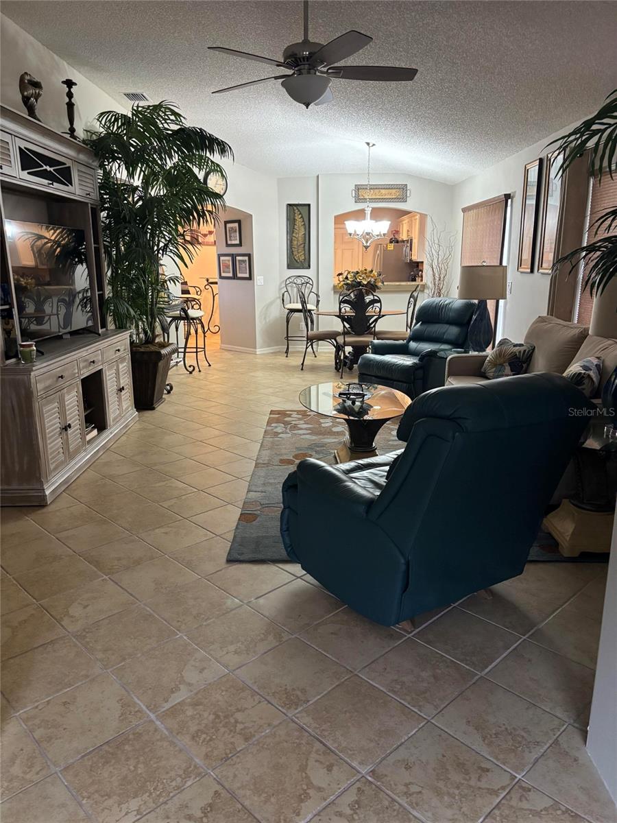 1069 BURNETTOWN PL