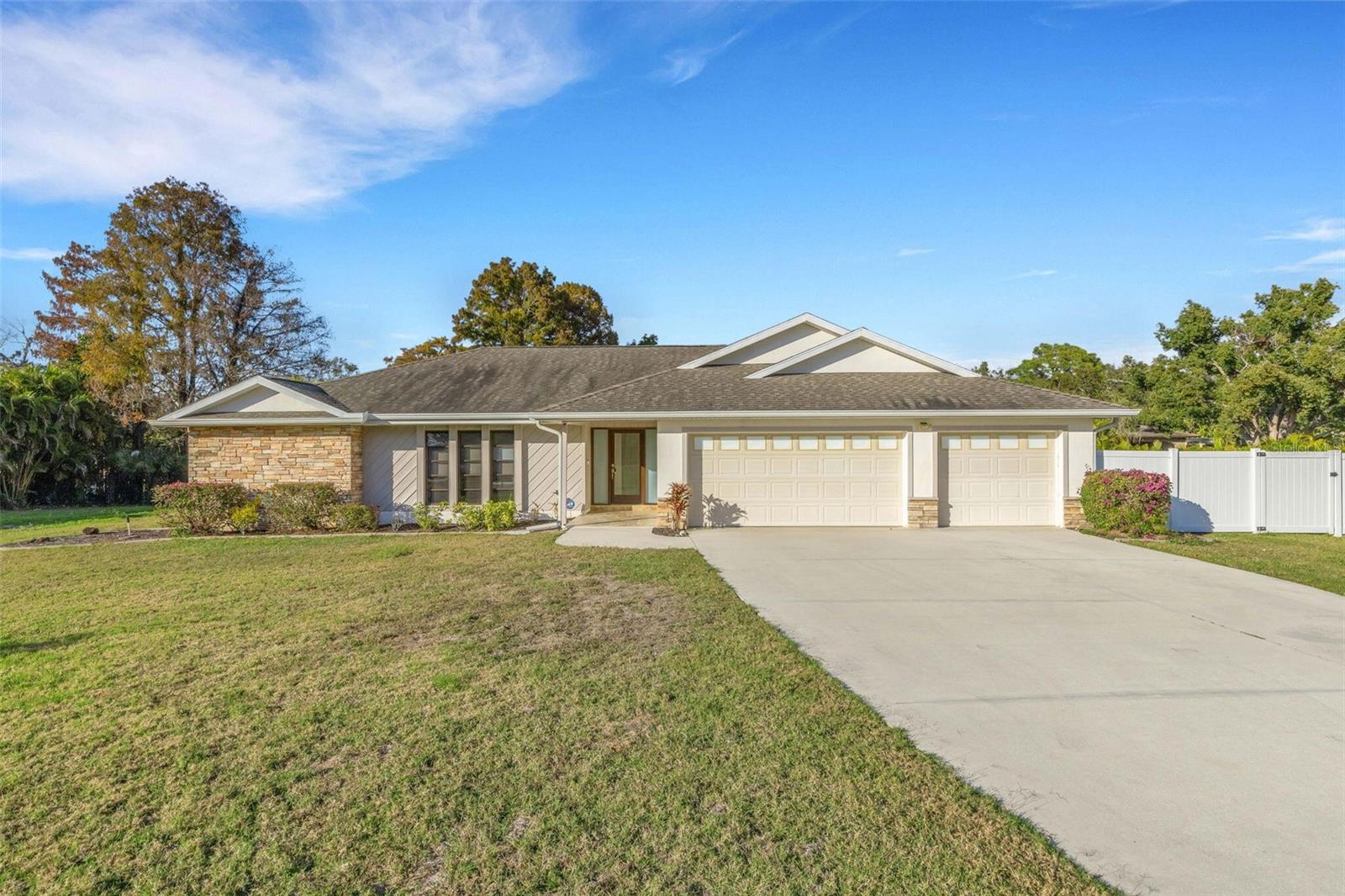 3545 OAK GROVE DR