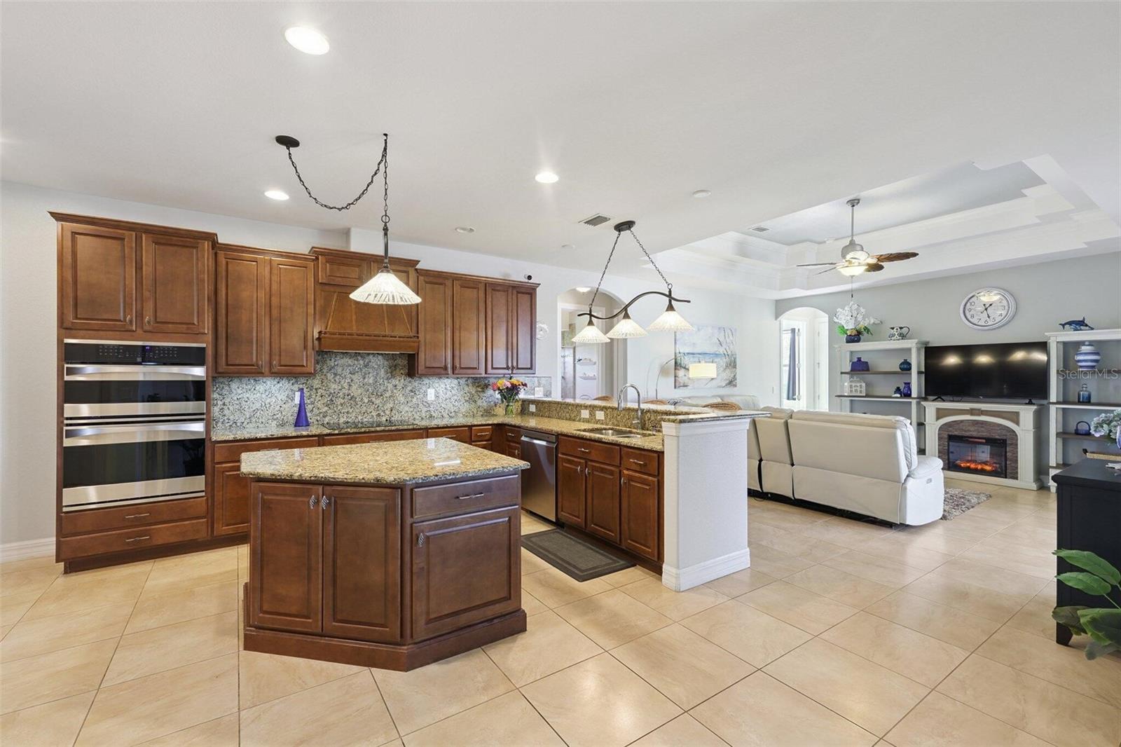 6557 LINO RD