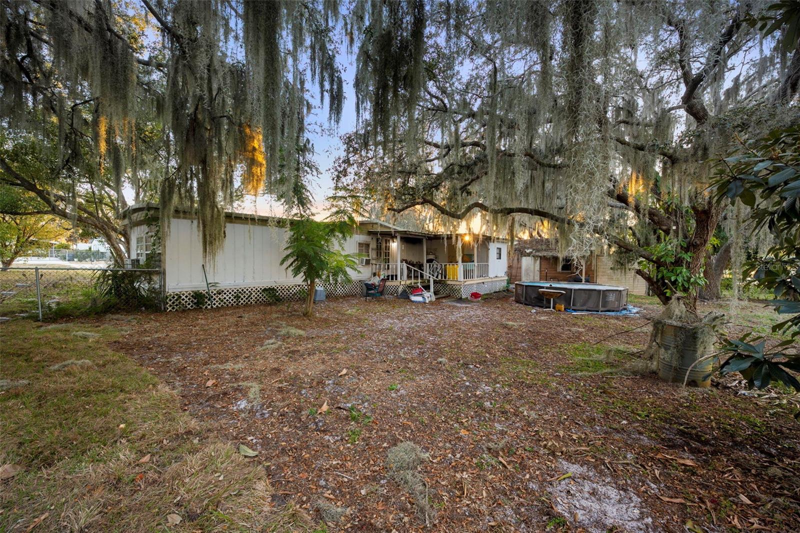 3929 COUNTRY PL