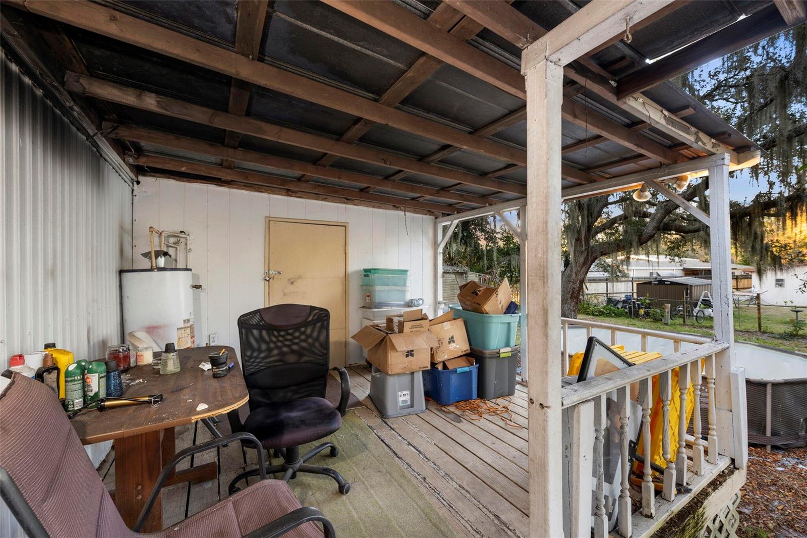 3929 COUNTRY PL