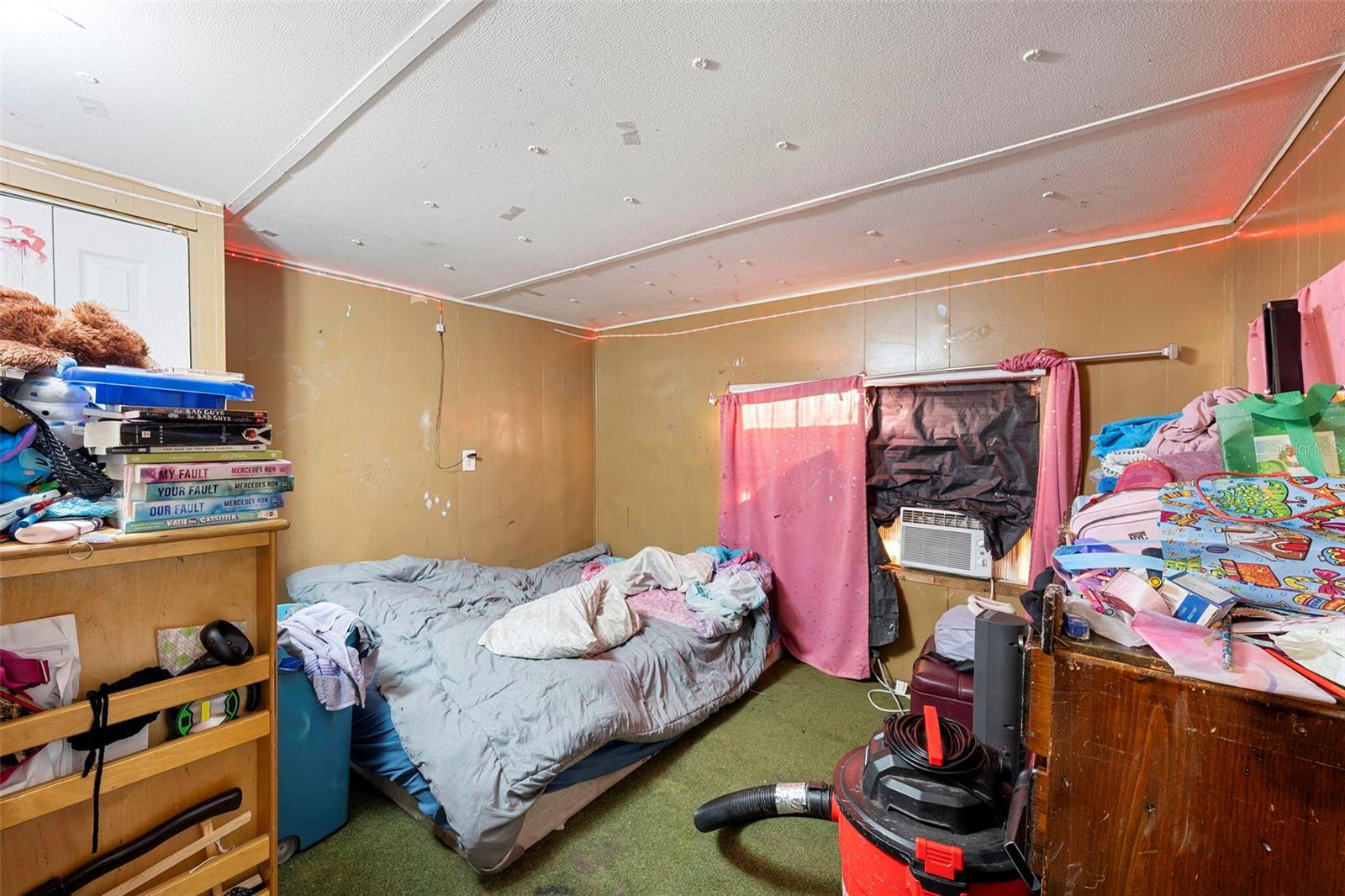 3929 COUNTRY PL