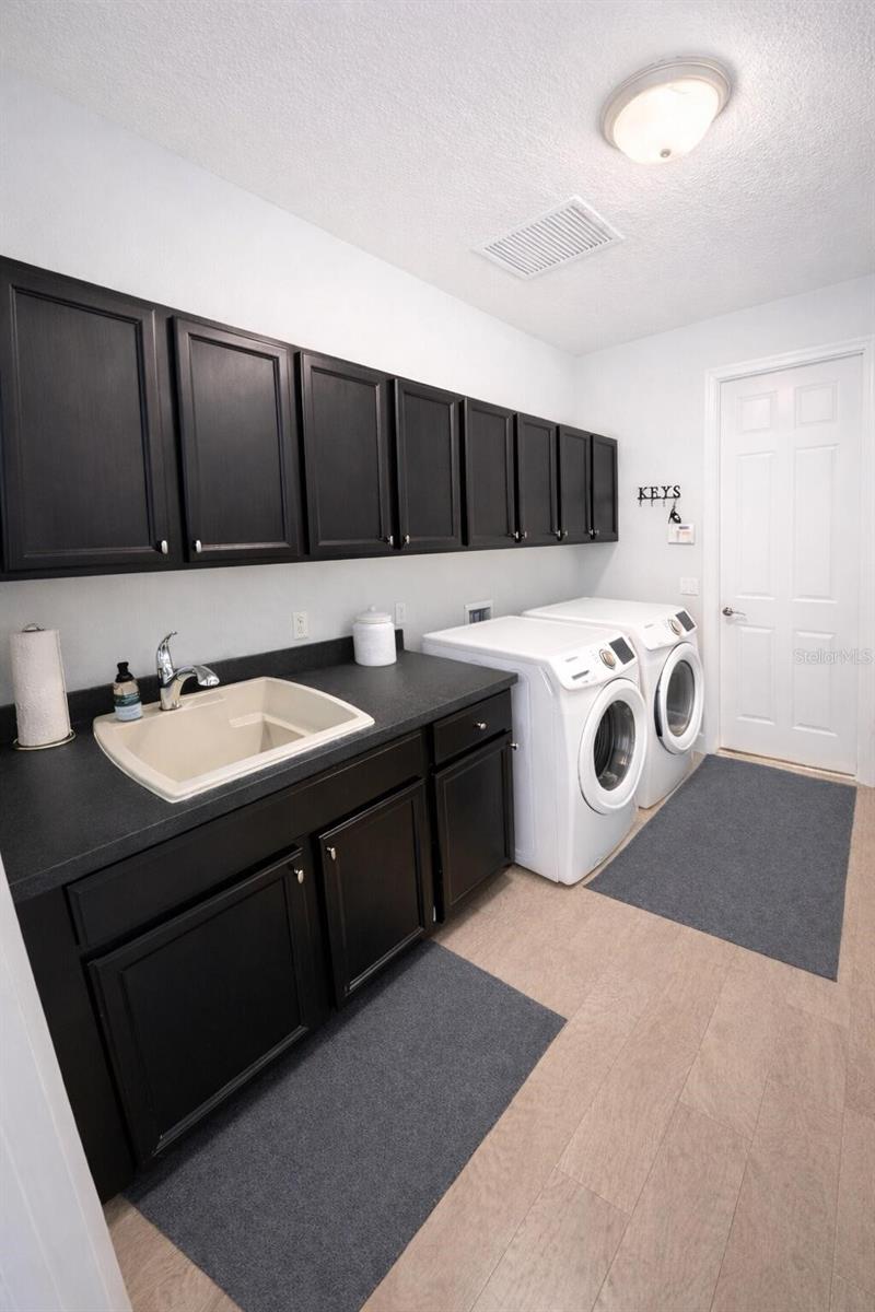 302 COCO PLUM CT