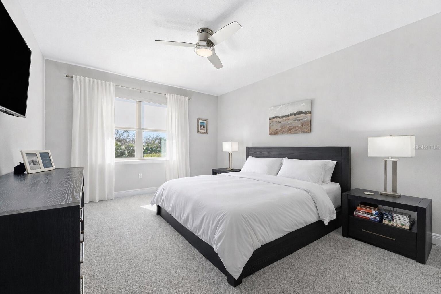 302 COCO PLUM CT