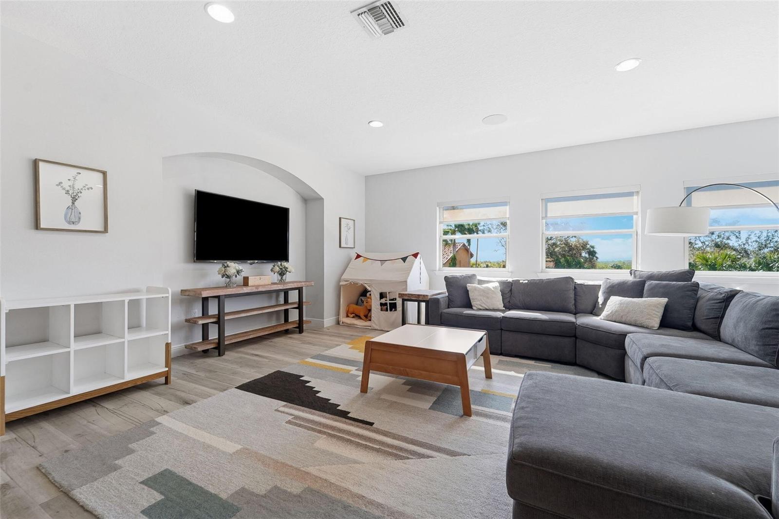 302 COCO PLUM CT