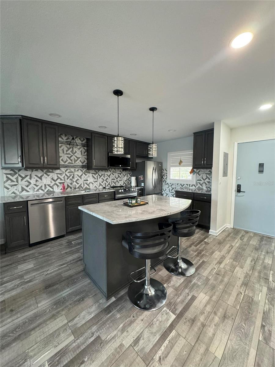 11485 OAKHURST RD #-211