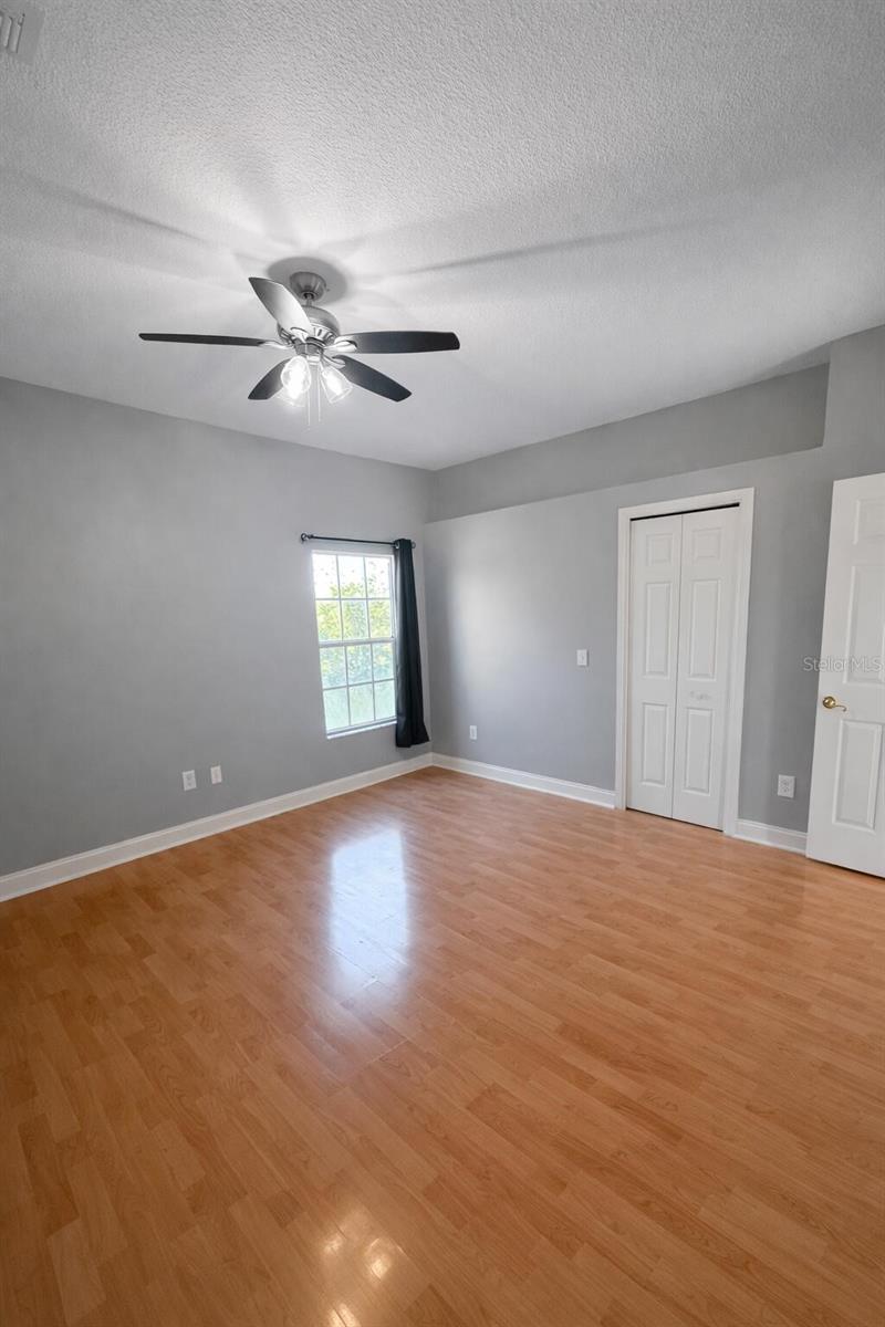 7823 SHANE CT