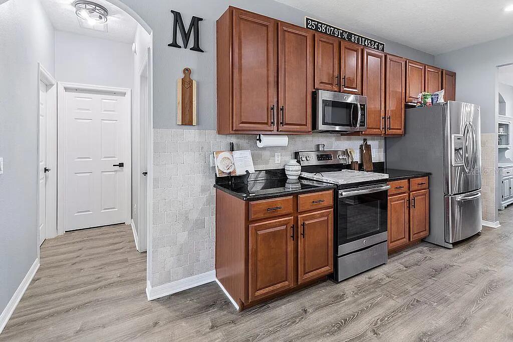 2254 OSPREY WOODS CIR