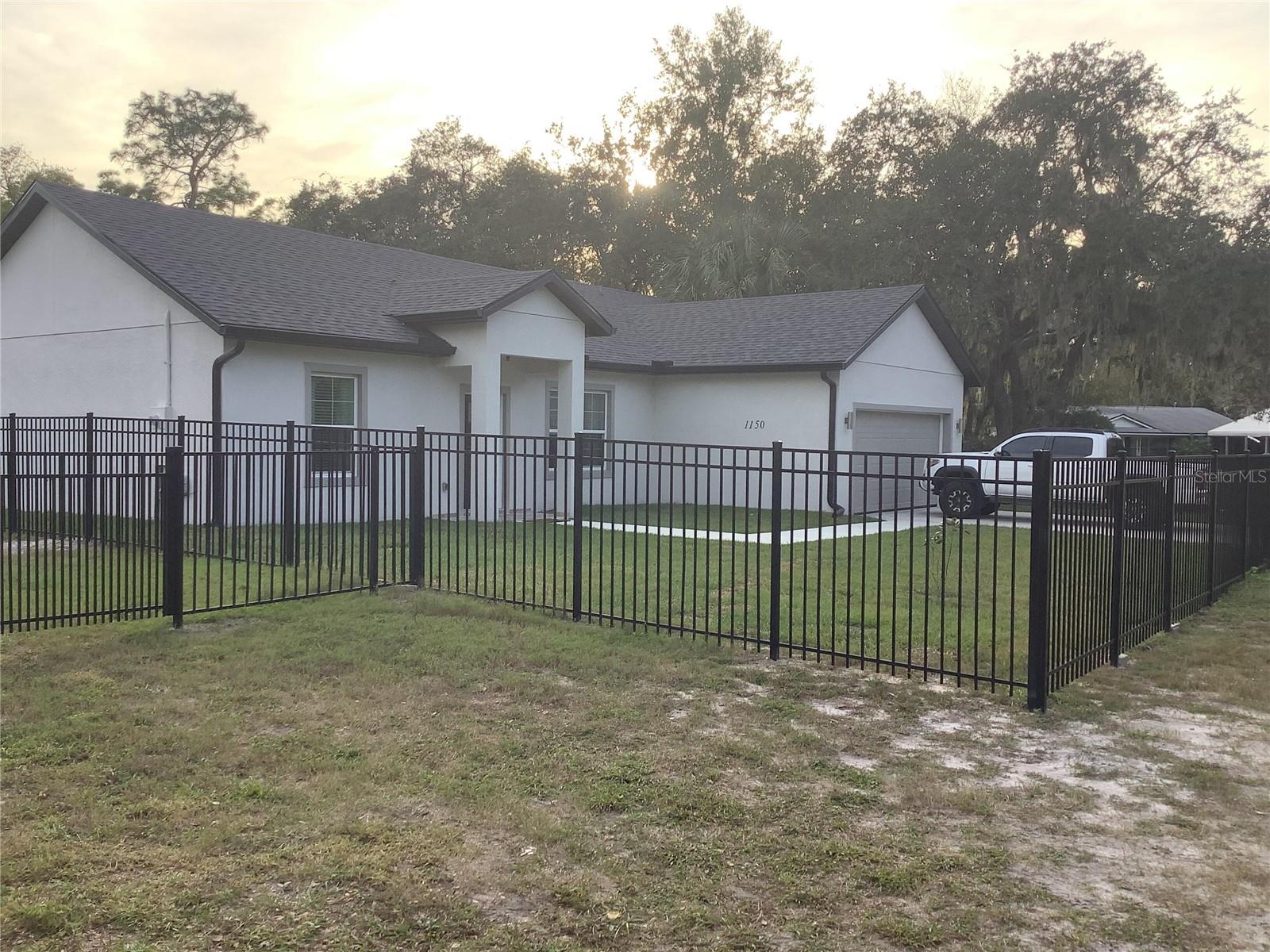 1150 N DEAN RD