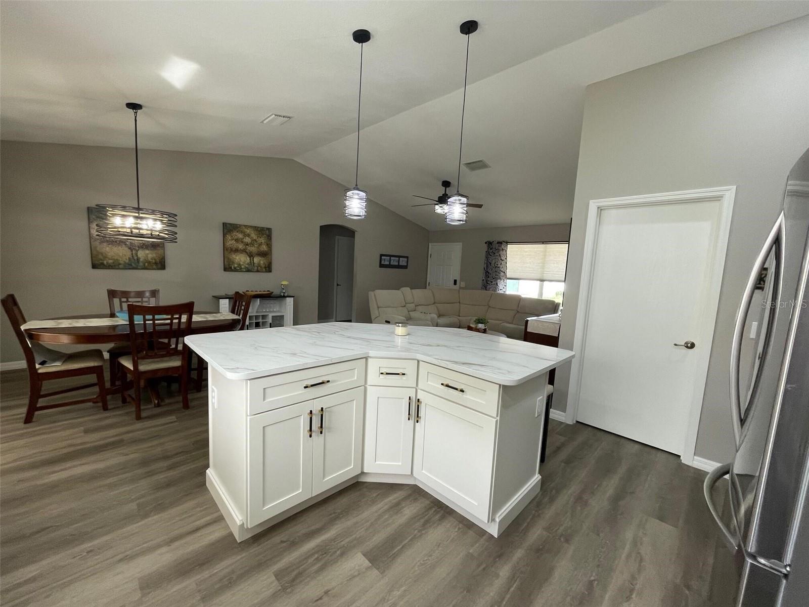 3336 RICHMOND DR
