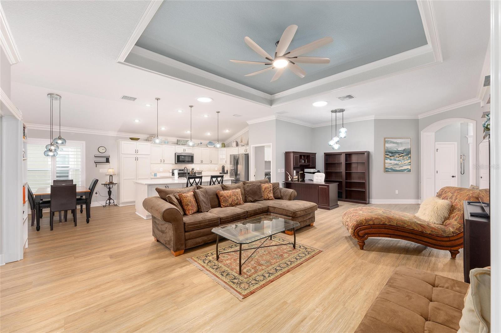 2140 BILLER CIR