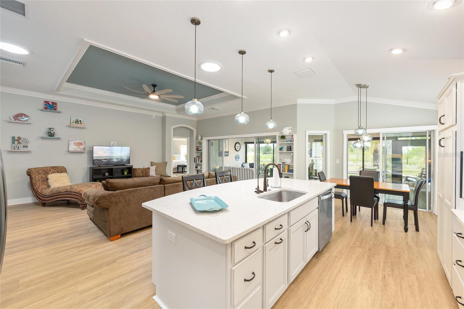 2140 BILLER CIR