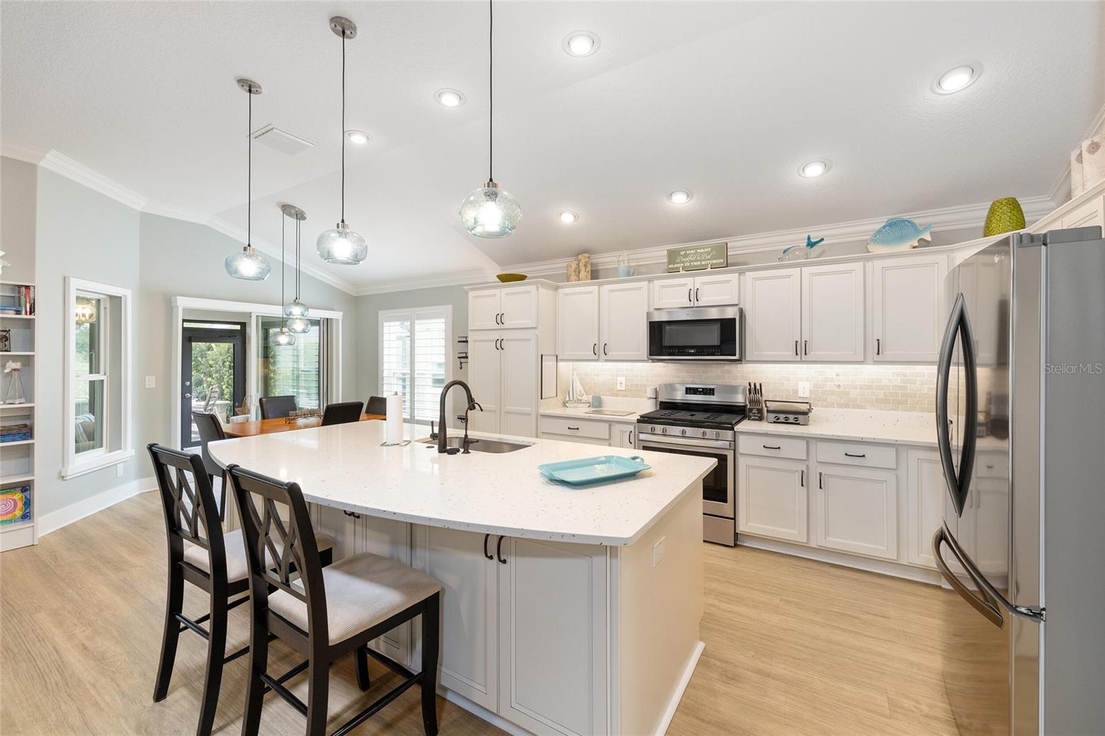 2140 BILLER CIR