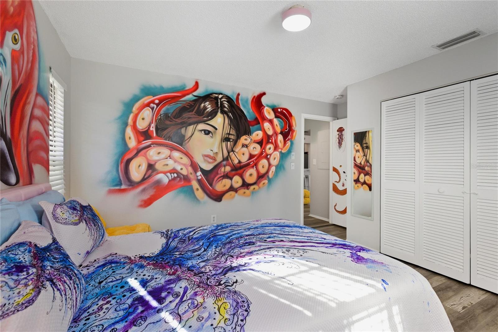 527 BEACH RD