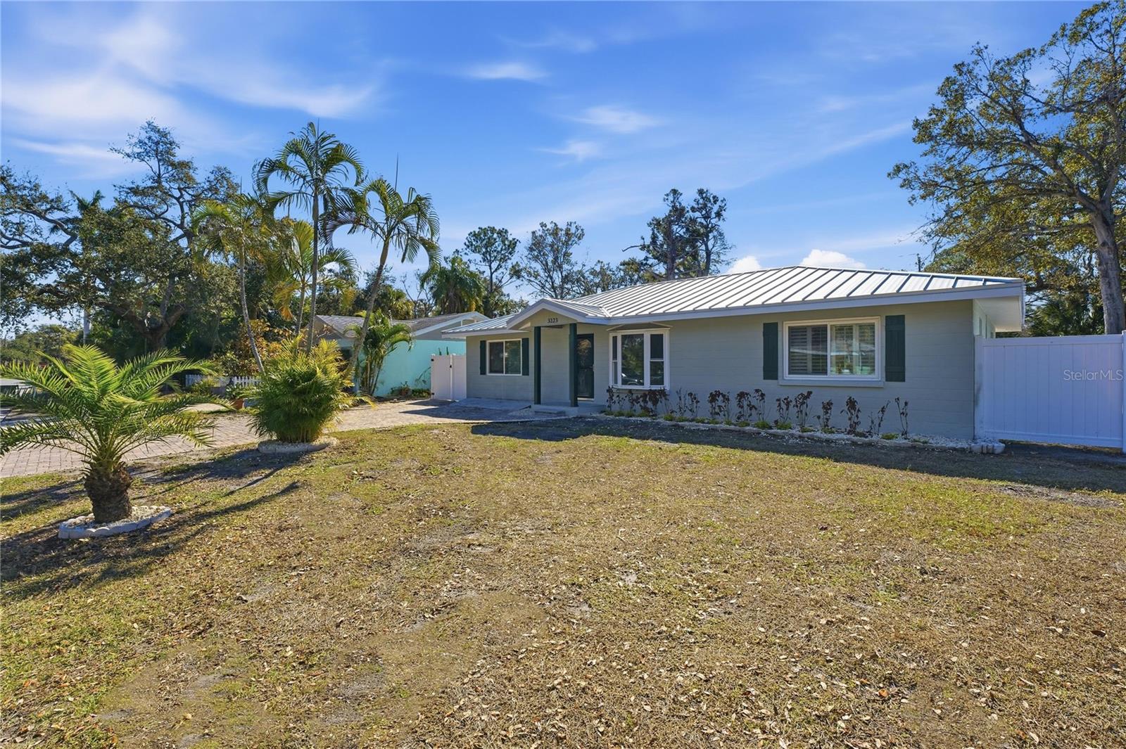 3223 1ST AVE W