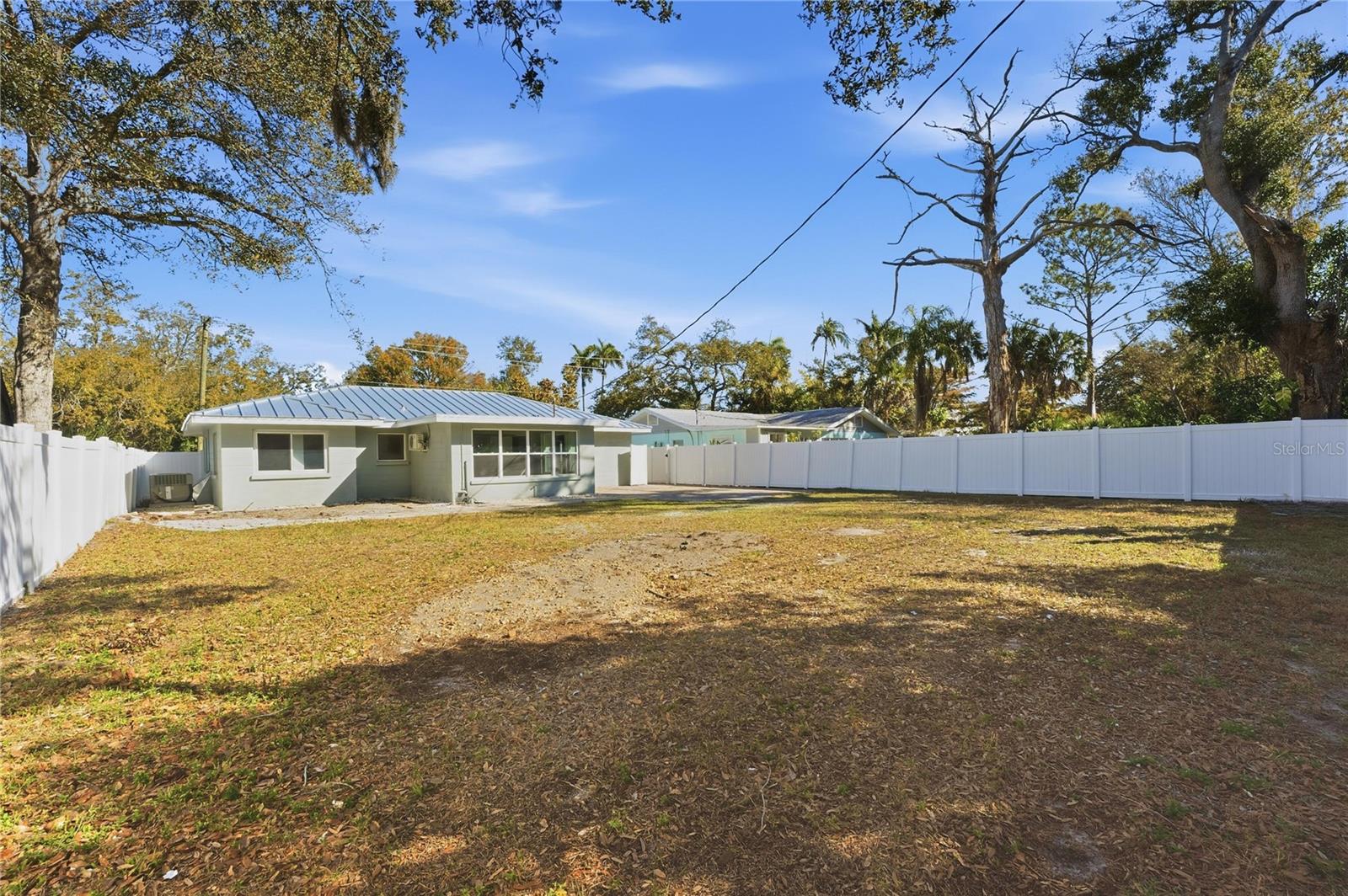 3223 1ST AVE W