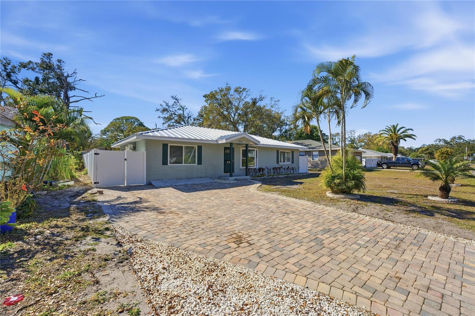 3223 1ST AVE W