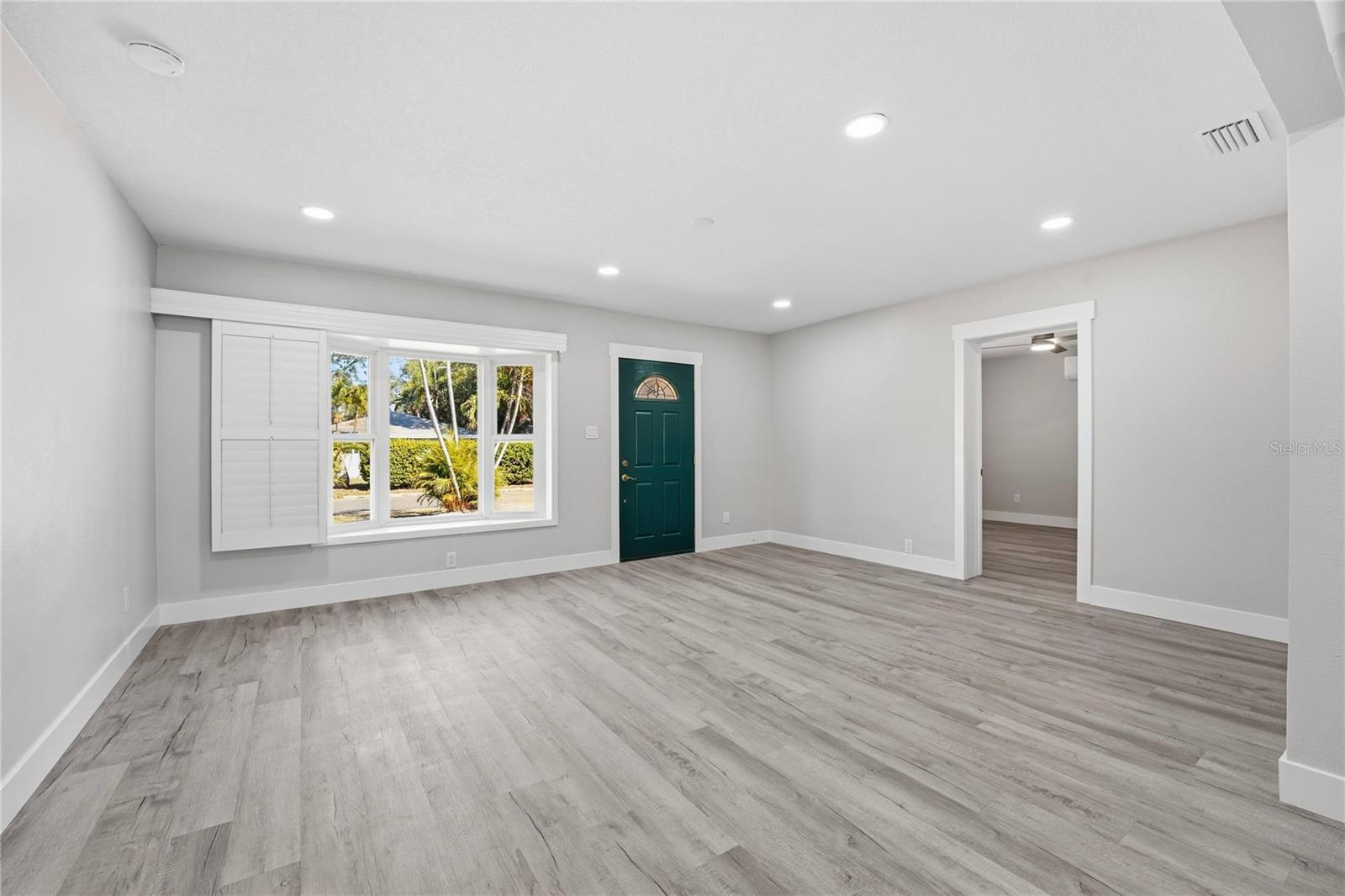 3223 1ST AVE W