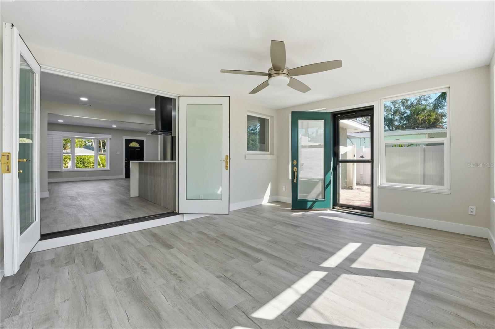 3223 1ST AVE W
