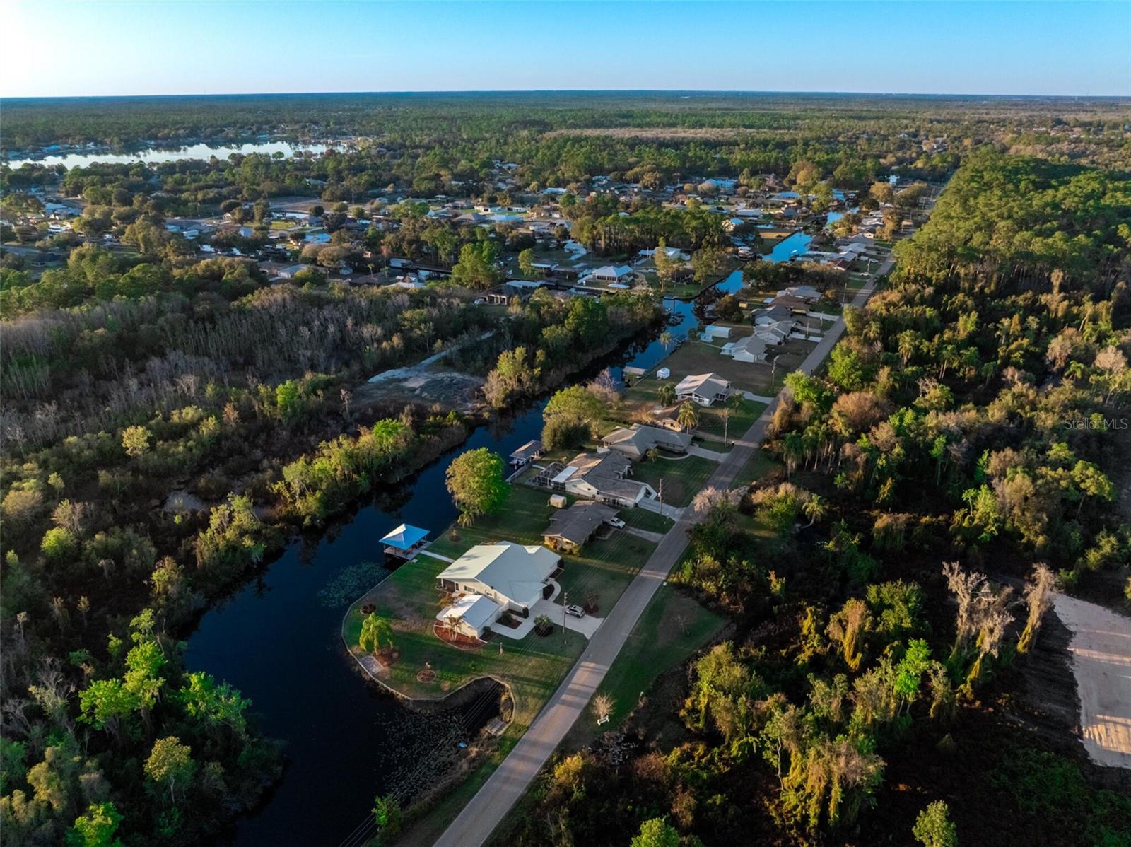 3044 AZALEA LN